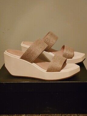NIB Cecelia Baily Wedge